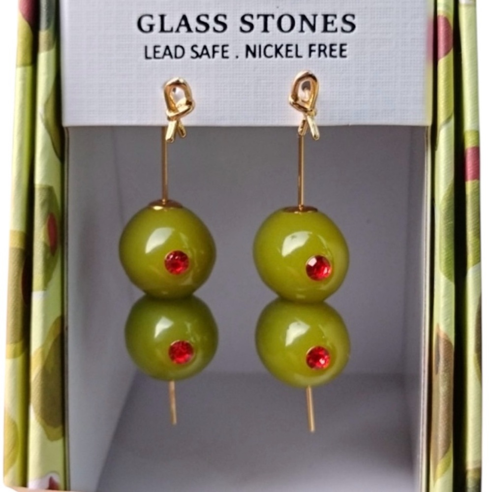 -🫒🍸 Viral Hard to Find Martini Olive earrings. Adorable conversation star…